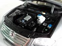 1:18 Welly Volkswagen Passat 2000 Grey Metallic. Uploaded by Francisco
